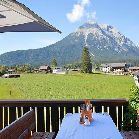 3 Haus Am Laerchenhang Leutasch